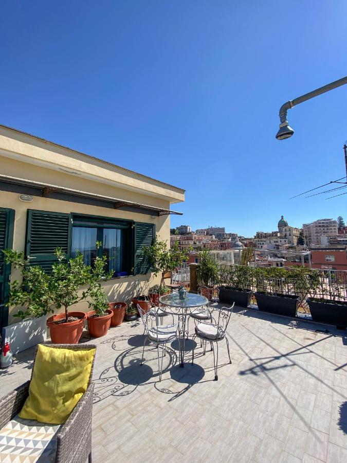 La Casa Di Nettuno Lägenhet Neapel Exteriör bild
