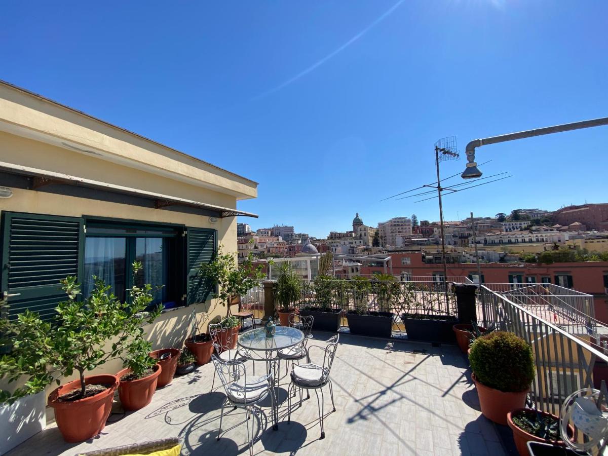 La Casa Di Nettuno Lägenhet Neapel Exteriör bild
